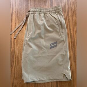 Hurley exist shorts size medium new